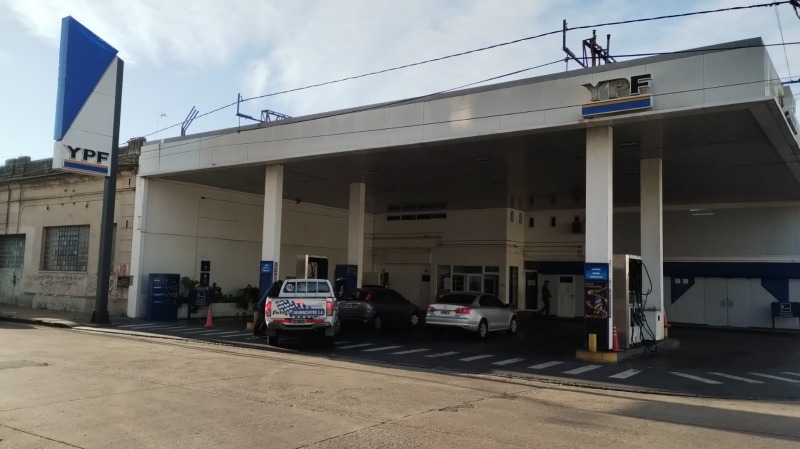 Volvieron a aumentar la nafta y el gasoil